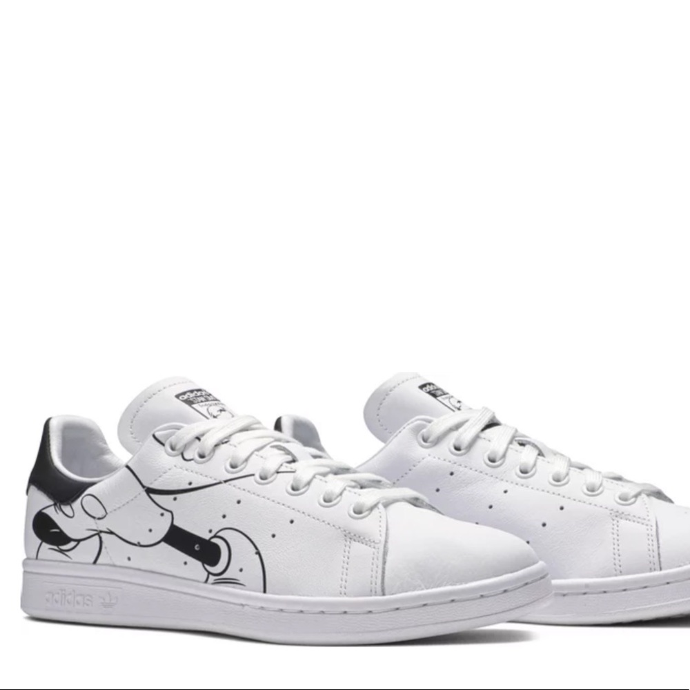 Adidas Mickey Mouse